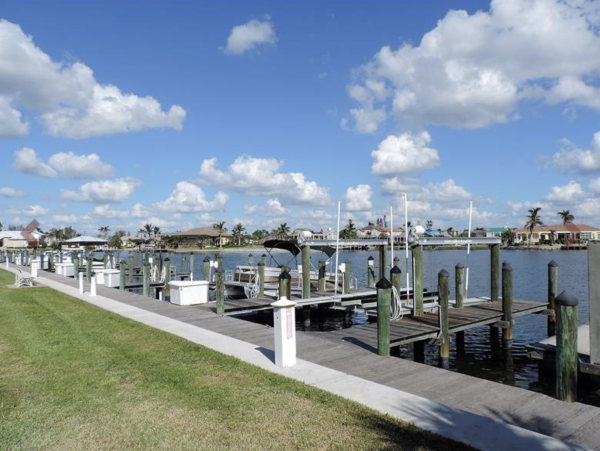 Marco Island Beachfront Condo Views Large Balcony